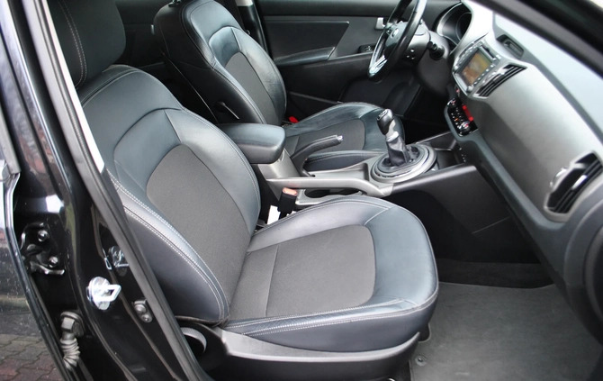 Kia Sportage cena 59999 przebieg: 120000, rok produkcji 2014 z Pieńsk małe 781